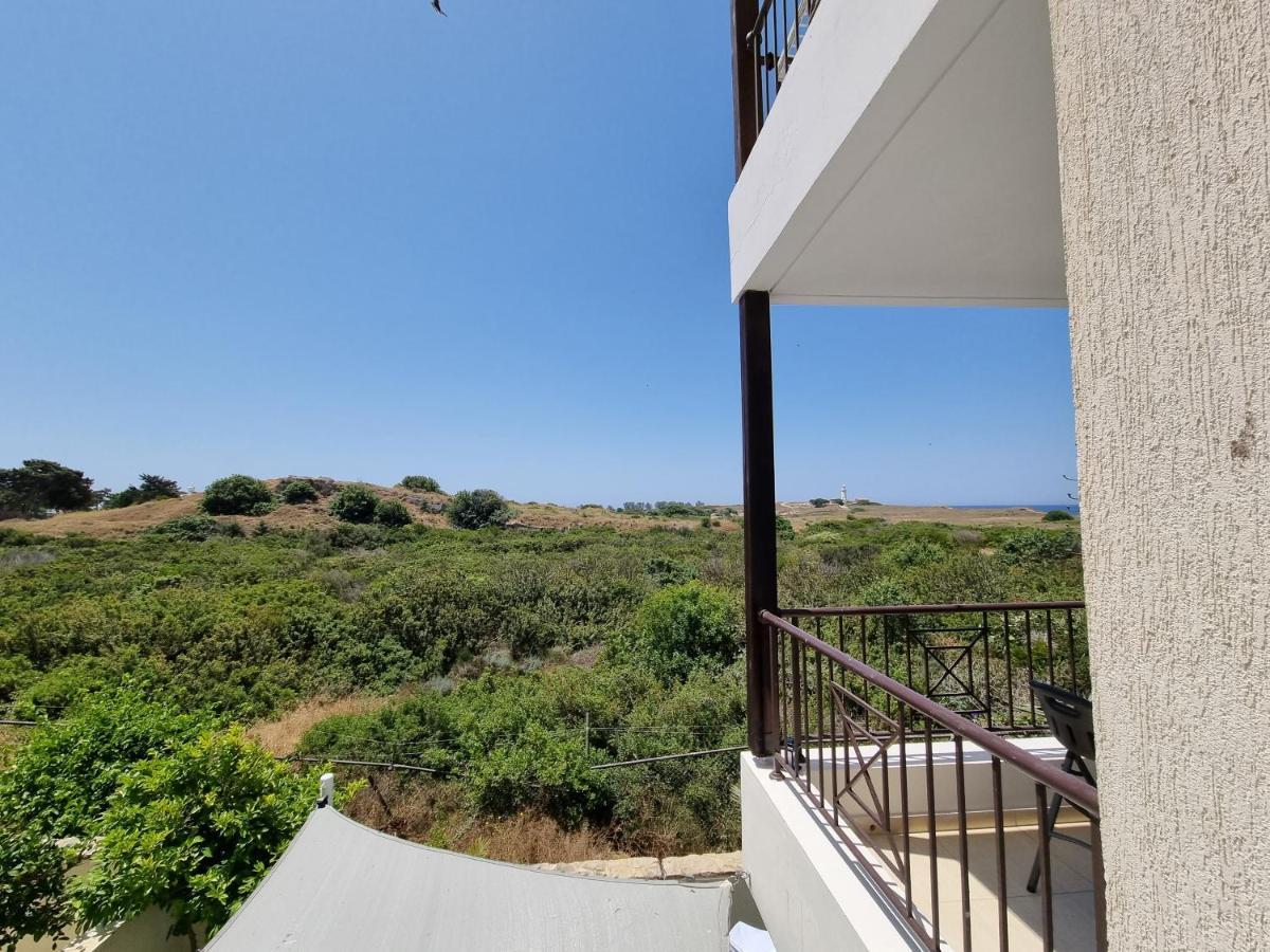 Ancient Paphos - Cozy Place Next To The Sea, Marina, Historical Sites, Buses, Mall, And Market Exterior photo