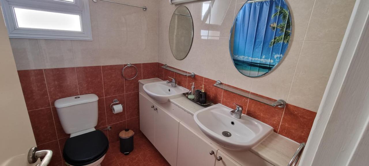 Ancient Paphos - Cozy Place Next To The Sea, Marina, Historical Sites, Buses, Mall, And Market Exterior photo